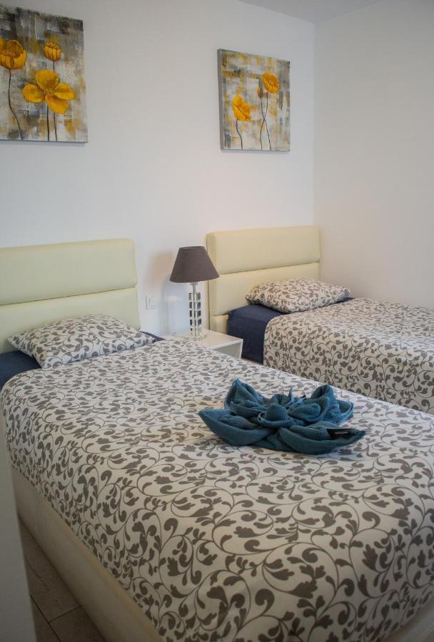 Los Gracioseros Puerto Del Carmen Luxury Eksteriør bilde
